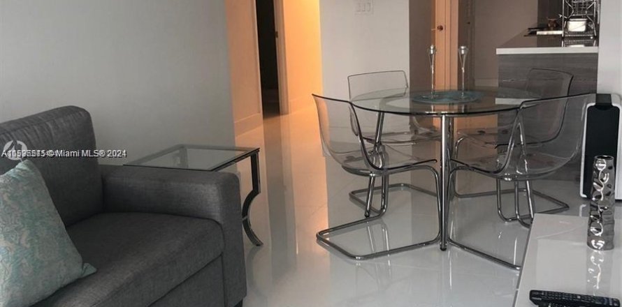 Condo in Miami Beach, Florida, 1 bedroom  № 1171807