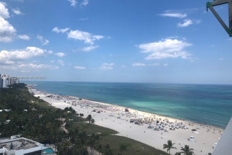 Condo in Miami Beach, Florida, 1 bedroom  № 1171807 - photo 10