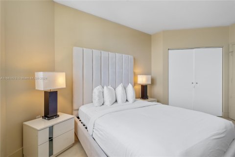 Condo in Sunny Isles Beach, Florida, 3 bedrooms  № 1413479 - photo 22