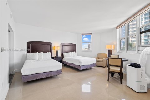 Condo in Sunny Isles Beach, Florida, 3 bedrooms  № 1413479 - photo 30