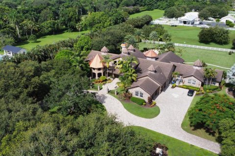 House in Southwest Ranches, Florida 5 bedrooms, 643.63 sq.m. № 638801 - photo 15