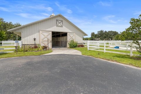 Casa en venta en Southwest Ranches, Florida, 5 dormitorios, 643.63 m2 № 638801 - foto 30