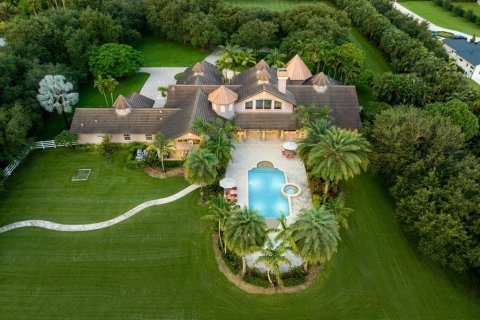 Casa en venta en Southwest Ranches, Florida, 5 dormitorios, 643.63 m2 № 638801 - foto 10