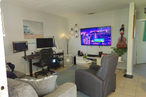 Condo in Fort Lauderdale, Florida, 2 bedrooms  № 1103240 - photo 2