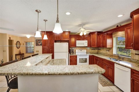 Casa en venta en Delray Beach, Florida, 2 dormitorios, 141.86 m2 № 1386101 - foto 1