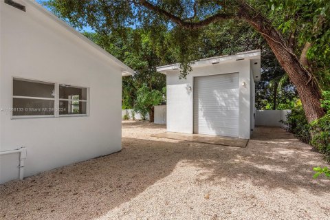 Villa ou maison à vendre à Miami, Floride: 4 chambres, 155.52 m2 № 1386102 - photo 29