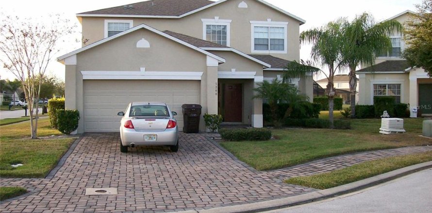 Casa en Kissimmee, Florida 5 dormitorios, 244.89 m2 № 1289537