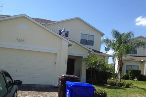 Casa en venta en Kissimmee, Florida, 5 dormitorios, 244.89 m2 № 1289537 - foto 3