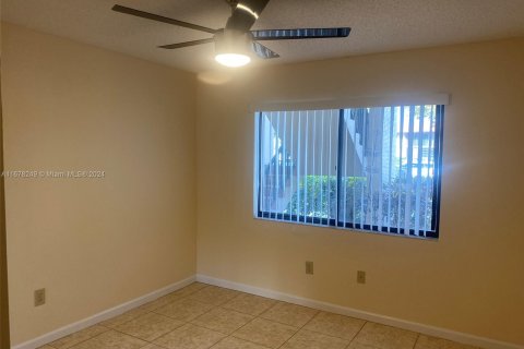 Copropriété à vendre à Tamarac, Floride: 2 chambres, 120.22 m2 № 1404589 - photo 15