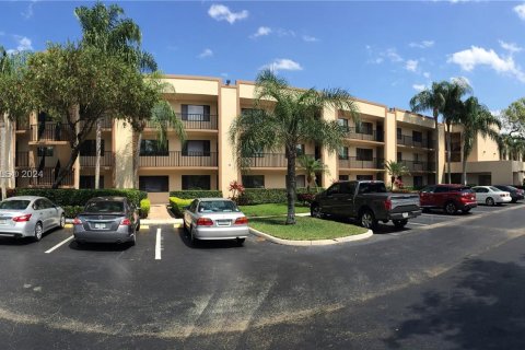 Copropriété à vendre à Tamarac, Floride: 2 chambres, 120.22 m2 № 1404589 - photo 27