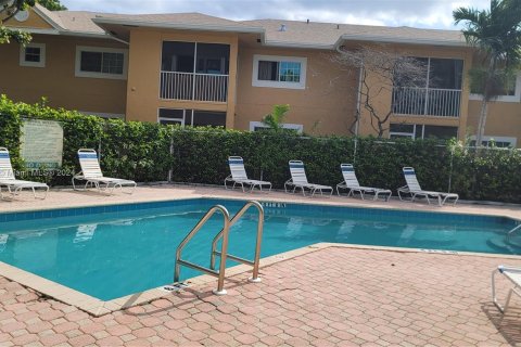 Condominio en venta en Dania Beach, Florida, 2 dormitorios, 96.34 m2 № 1404630 - foto 11