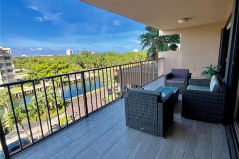 Condominio en venta en Miami, Florida, 2 dormitorios, 215.53 m2 № 991383 - foto 19
