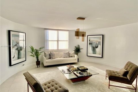 Condominio en venta en Miami, Florida, 2 dormitorios, 215.53 m2 № 991383 - foto 4