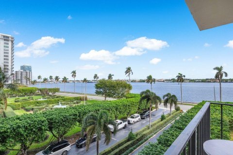 Copropriété à vendre à West Palm Beach, Floride: 2 chambres, 100.89 m2 № 991752 - photo 5