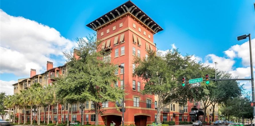 Condominio en Orlando, Florida, 1 dormitorio  № 1107837