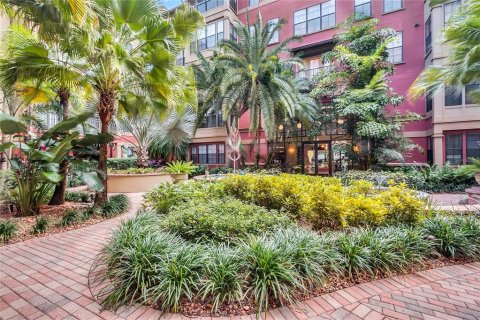 Condominio en venta en Orlando, Florida, 1 dormitorio, 86.12 m2 № 1107837 - foto 18