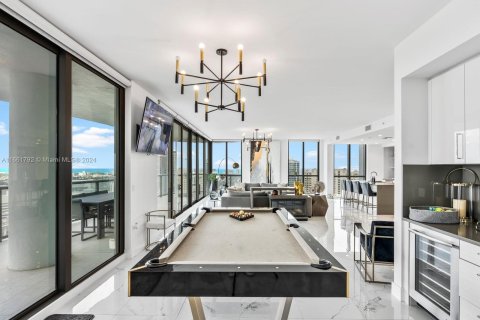 Copropriété à vendre à Fort Lauderdale, Floride: 4 chambres, 336.86 m2 № 1377506 - photo 11