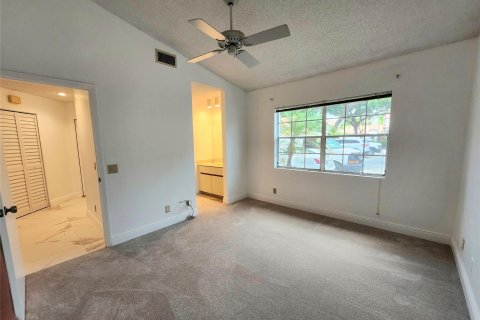 House in Weston, Florida 2 bedrooms, 94.57 sq.m. № 1216110 - photo 8