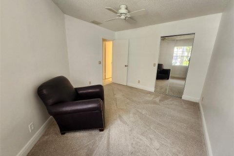 House in Weston, Florida 2 bedrooms, 94.57 sq.m. № 1216110 - photo 6