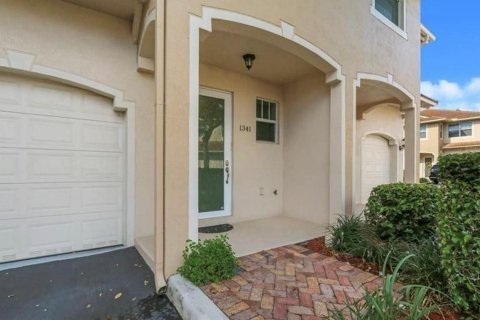 Townhouse in Pompano Beach, Florida 3 bedrooms, 153.29 sq.m. № 1216112 - photo 20