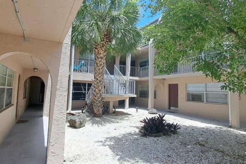 Copropriété à vendre à Deerfield Beach, Floride: 2 chambres, 100.33 m2 № 947995 - photo 10