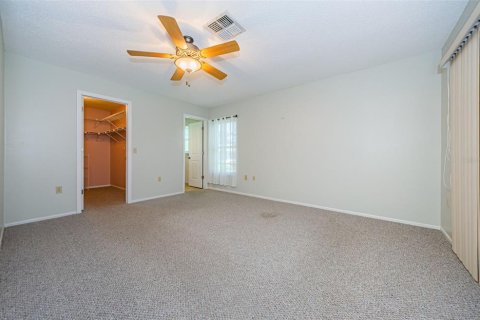 Condo in Port Richey, Florida, 2 bedrooms  № 1314834 - photo 22