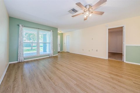 Copropriété à vendre à Port Richey, Floride: 2 chambres, 110.09 m2 № 1314834 - photo 11