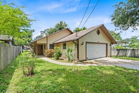 Villa ou maison à vendre à Orlando, Floride: 2 chambres, 154.5 m2 № 1350378 - photo 1