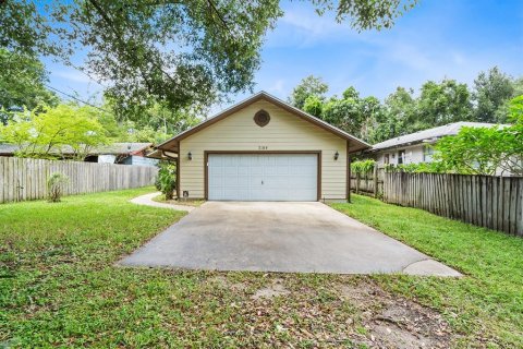 Villa ou maison à vendre à Orlando, Floride: 2 chambres, 154.5 m2 № 1350378 - photo 2