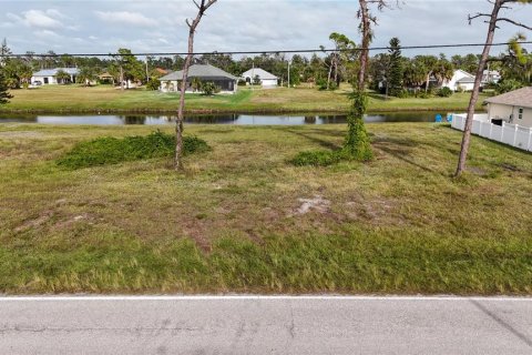 Land in Rotonda, Florida № 847105 - photo 2