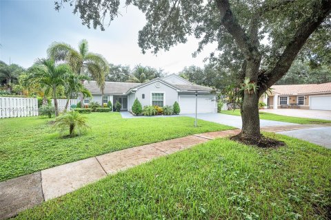 Casa en venta en Miramar, Florida, 4 dormitorios, 166.67 m2 № 1348699 - foto 3