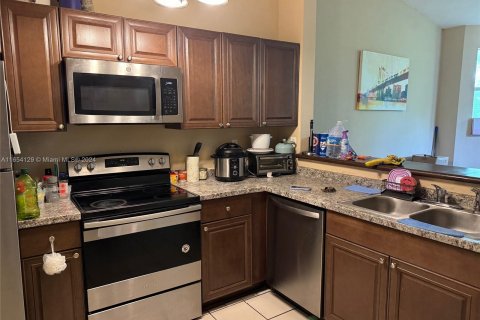 Condo in Homestead, Florida, 2 bedrooms  № 1348742 - photo 6