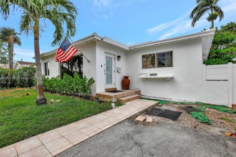 Villa ou maison à vendre à Hollywood, Floride: 4 chambres № 1348743 - photo 26