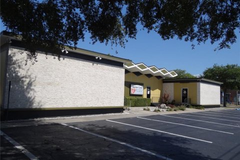 Propiedad comercial en venta en Saint Petersburg, Florida, 361.2 m2 № 1386530 - foto 5