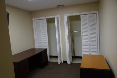 Immobilier commercial à vendre à Saint Petersburg, Floride: 361.2 m2 № 1386530 - photo 17