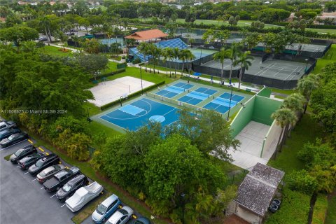 Condo in Doral, Florida, 2 bedrooms  № 1230920 - photo 20