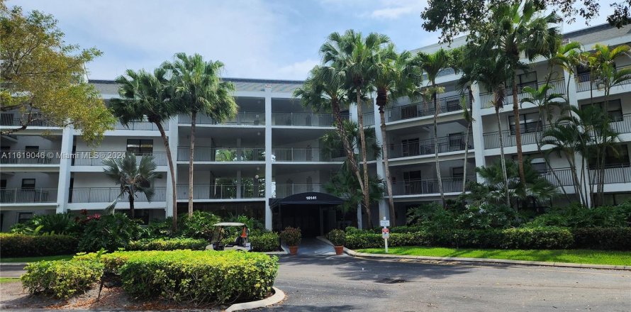 Condo à Weston, Floride, 3 chambres  № 1240227