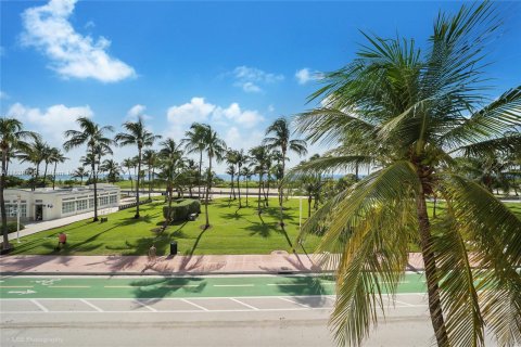 Condominio en venta en Miami Beach, Florida, 1 dormitorio, 66.52 m2 № 1315837 - foto 12