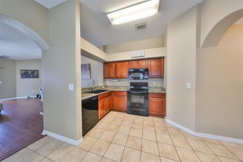 House in Land O' Lakes, Florida 3 bedrooms, 122.91 sq.m. № 1347113 - photo 21