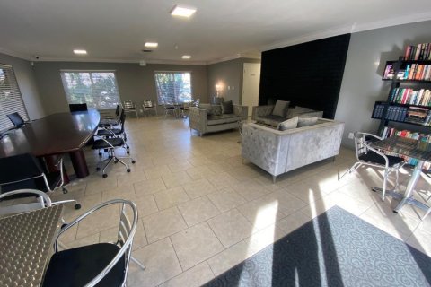 Condominio en venta en Wilton Manors, Florida, 1 dormitorio, 69.68 m2 № 947947 - foto 2
