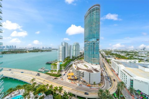 Condominio en venta en Miami Beach, Florida, 2 dormitorios, 134.89 m2 № 967576 - foto 30