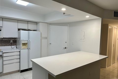 Copropriété à vendre à Miami, Floride: 2 chambres, 105.91 m2 № 1383047 - photo 7