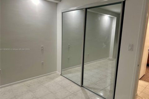 Copropriété à vendre à Miami, Floride: 2 chambres, 105.91 m2 № 1383047 - photo 12