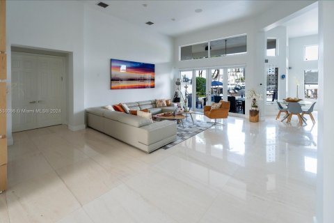 Casa en venta en Hollywood, Florida, 4 dormitorios, 365.29 m2 № 998013 - foto 7