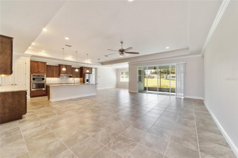 Casa en venta en Ocala, Florida, 3 dormitorios, 242.29 m2 № 1401829 - foto 5