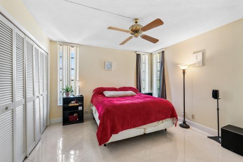 Condo in Pompano Beach, Florida, 3 bedrooms  № 1099971 - photo 15