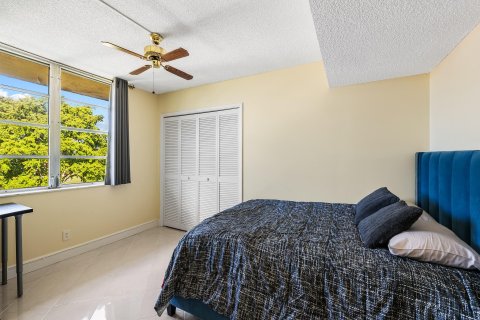 Condo in Pompano Beach, Florida, 3 bedrooms  № 1099971 - photo 10