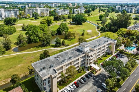 Купить кондоминиум в Помпано-Бич, Флорида 3 спальни, 129.13м2, № 1099971 - фото 4