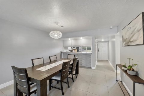 Copropriété à vendre à Boca Raton, Floride: 2 chambres, 128.67 m2 № 1187697 - photo 27