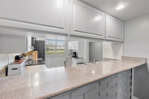 Copropriété à vendre à Boca Raton, Floride: 2 chambres, 128.67 m2 № 1187697 - photo 30